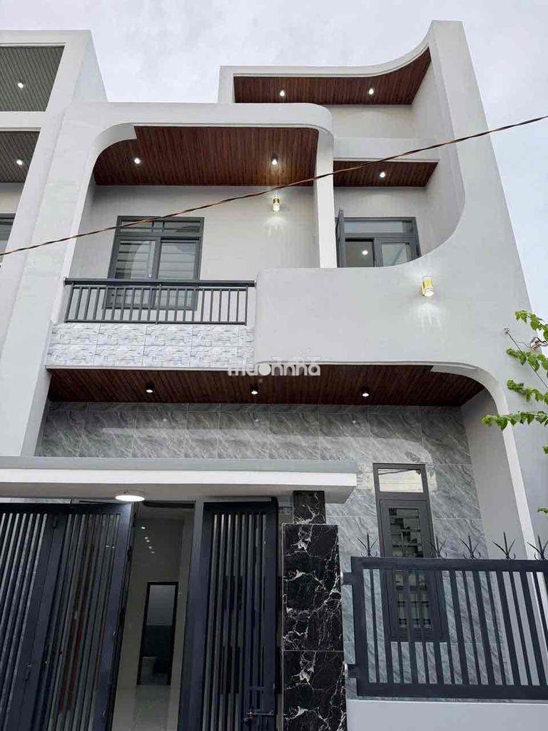 Bán nhà lầu p.bửu hoà đường ô tô