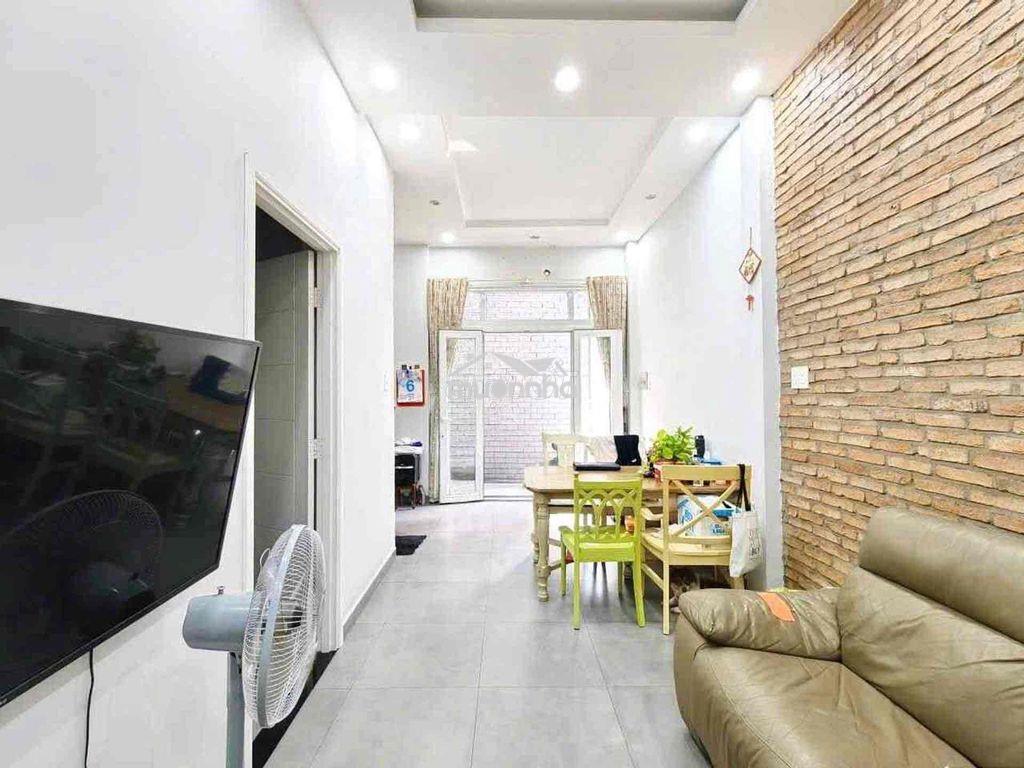 Nhỉnh 5 tỷ – hxh bình thạnh – ngang 5.5m ~ 60m² – 3 tầng btct vị trí - 3