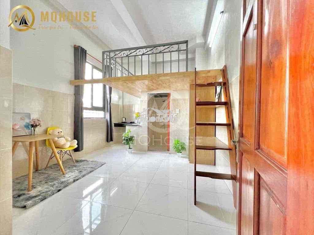 Cho thuê căn hộ cửa sổ thoáng gác cao 2m ngay vòng xoay lê đại hành - 2