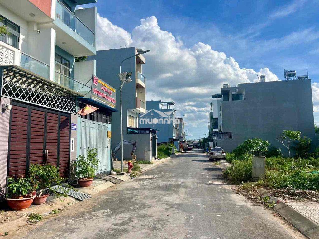 Đất 69m2 shr kdc bình chiểu thủ đức - 3.720 tỷ hướng đn *** - 2