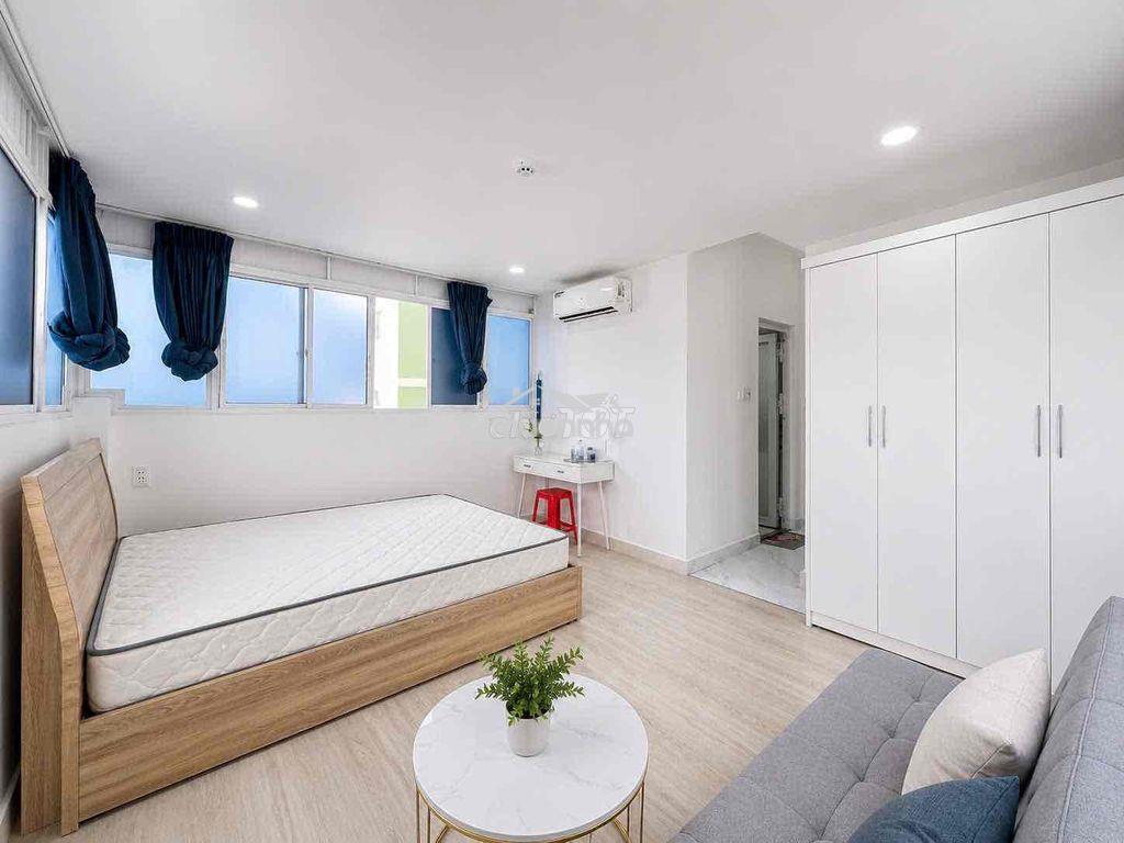 Cho thuê 1 phòng mặt tiền đường bùi hữu nghĩa sát q1 - 2