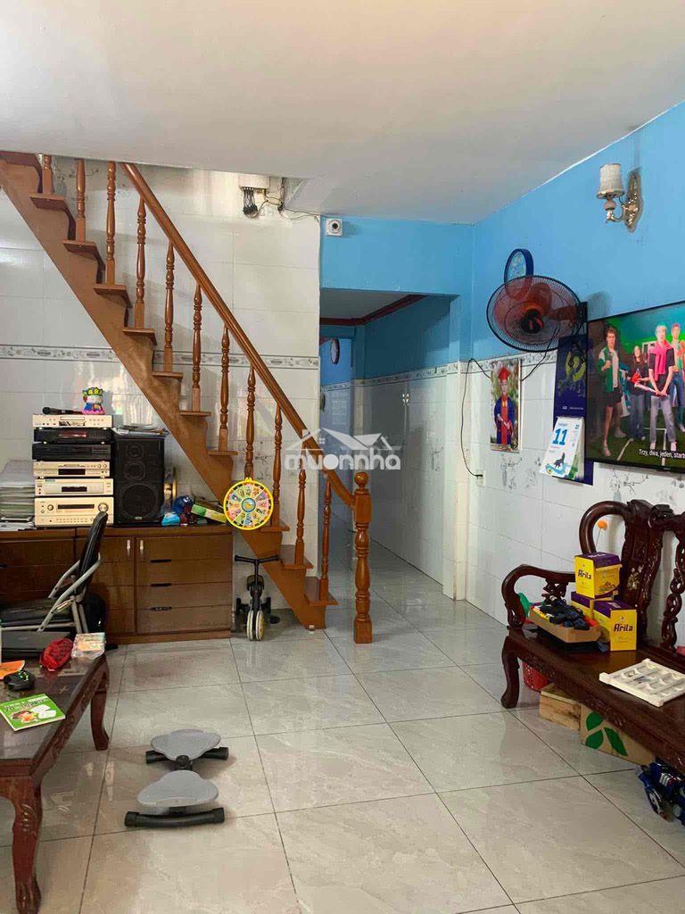 Cho thuê nhà mới sạch sẽ võ văn vân ấp 2 vlb có 2p ngủ nc sạch giá rẻ