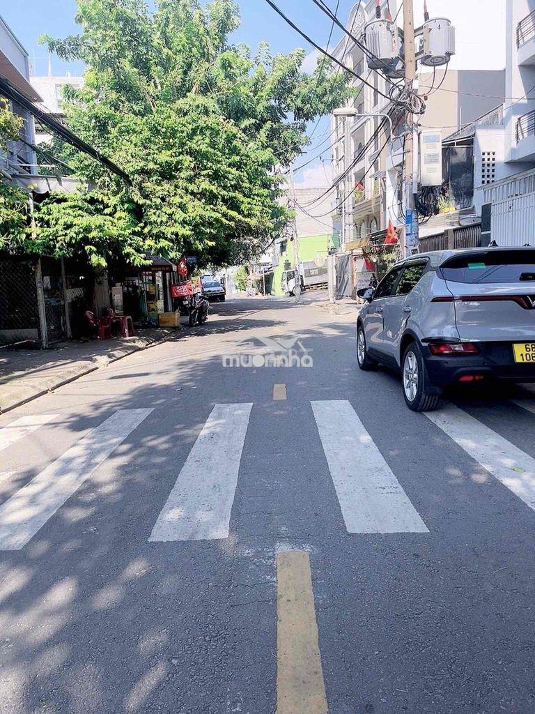 Bán nhà tân phú - kế đầm sen- hoà bình -4x18- 3tầng - hẻm oto - 2