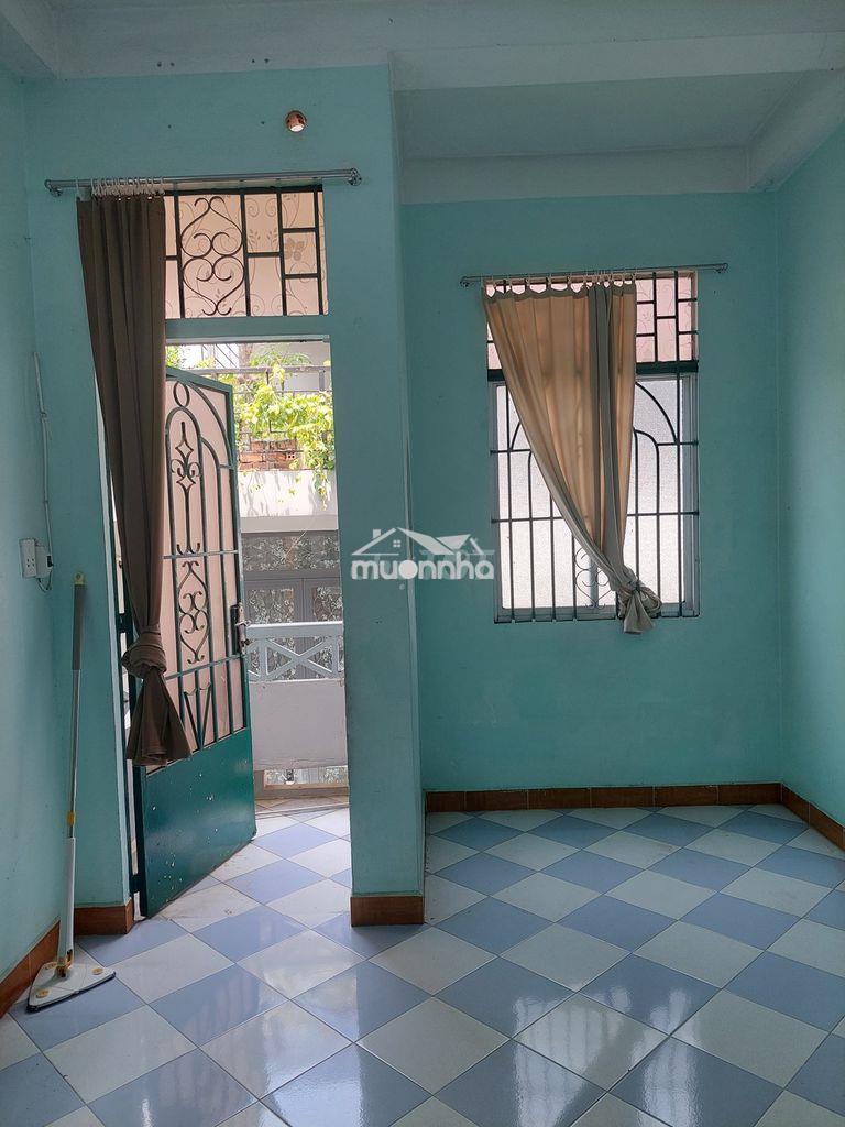 Cho nữ thuê phòng ở trung tâm quận 3 - 4