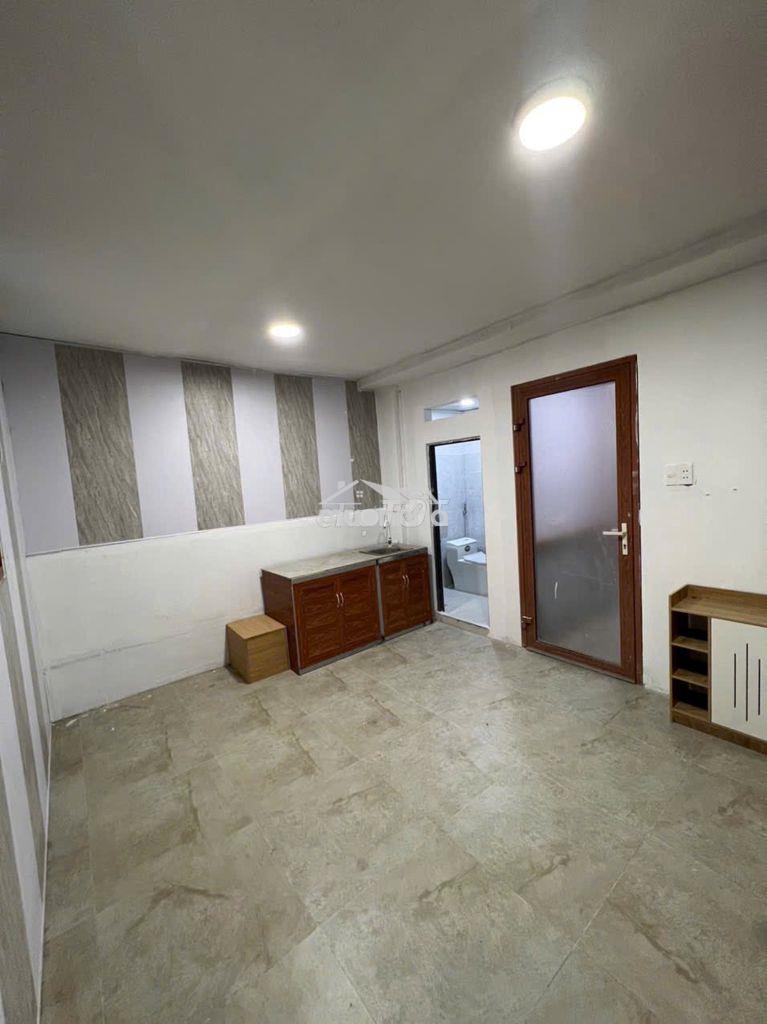 Căn hộ studio - cửa sổ, ngay cầu bình lợi, phạm văn đồng, bình thạnh