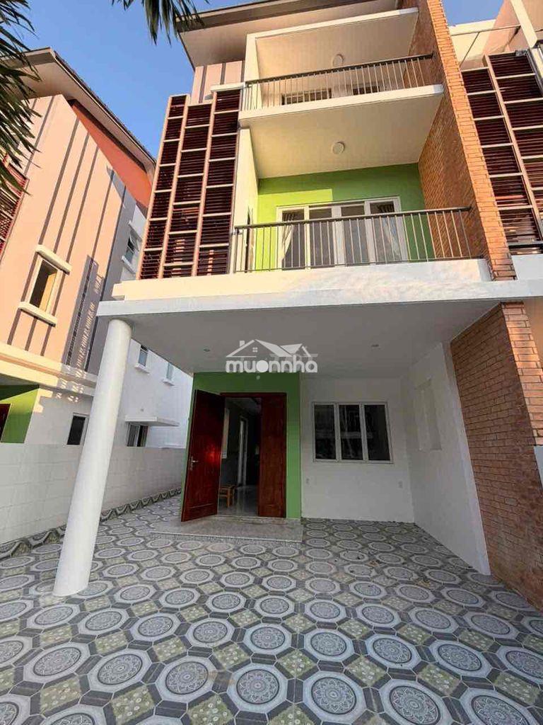 Nhà phố liền kề suncasa 1. gần thành phố mới ngang 7m. 4pn - 3
