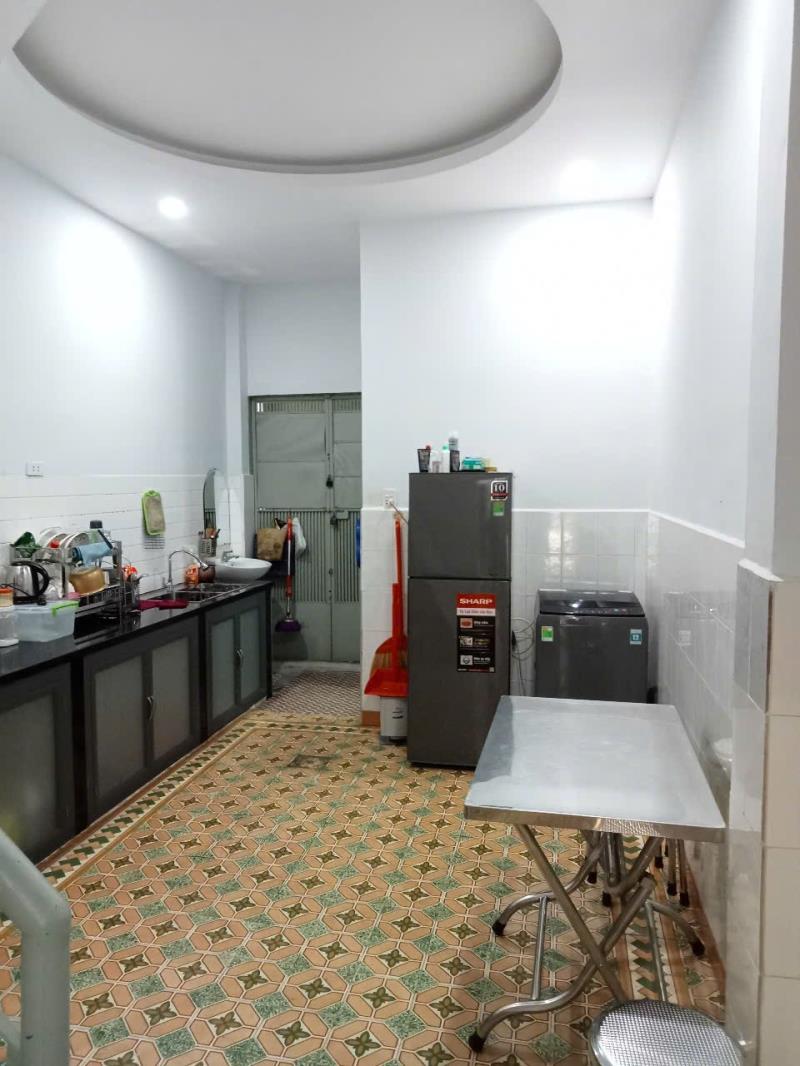 Chính chủ cho thuê nhà nguyên căn 256/31 nguyễn tiểu la, giá 15tr - 4