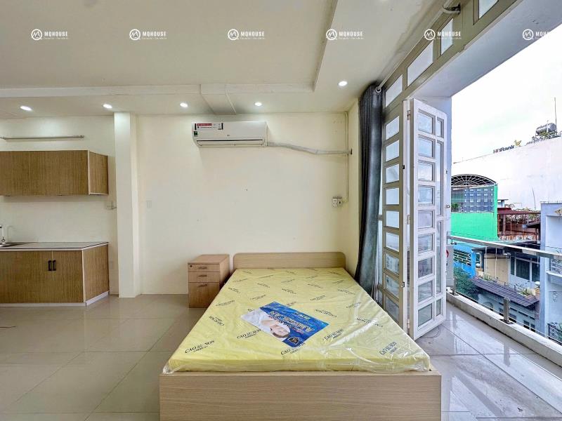 Ngay đầu đường bàu cát quận tân bình  - 2