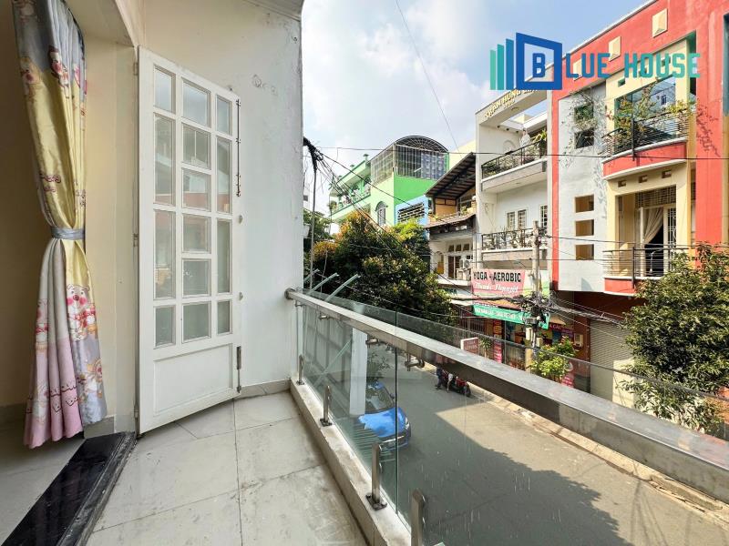 Ngay đầu đường bàu cát quận tân bình  - 3