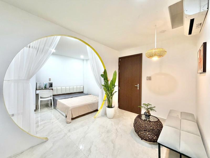 Studio tách bếp - full nội thất - thiết kế sang trọng - máy giặt riêng - ngay ngã tư hàng xanh - gần dh hutech, văn lang, uth - 4