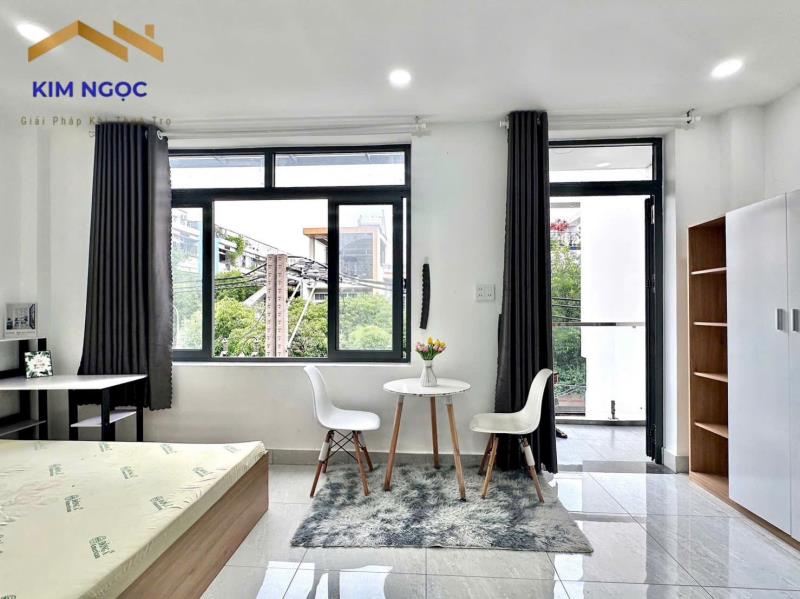 Phòng ban công đầy đủ nội thất mới xây ngay vườn lài - gần đại học văn hiến - 3