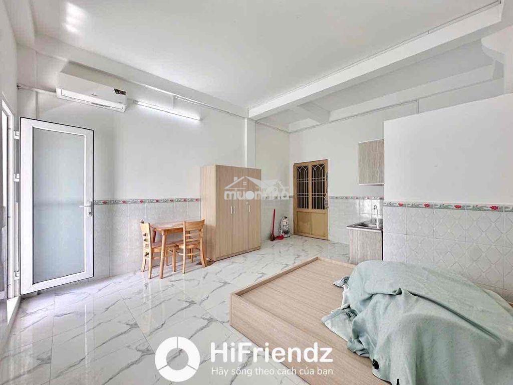 Căn hộ ban công tách bếp full nội thất siêu rộng ngay ngã tư bốn xã - 3