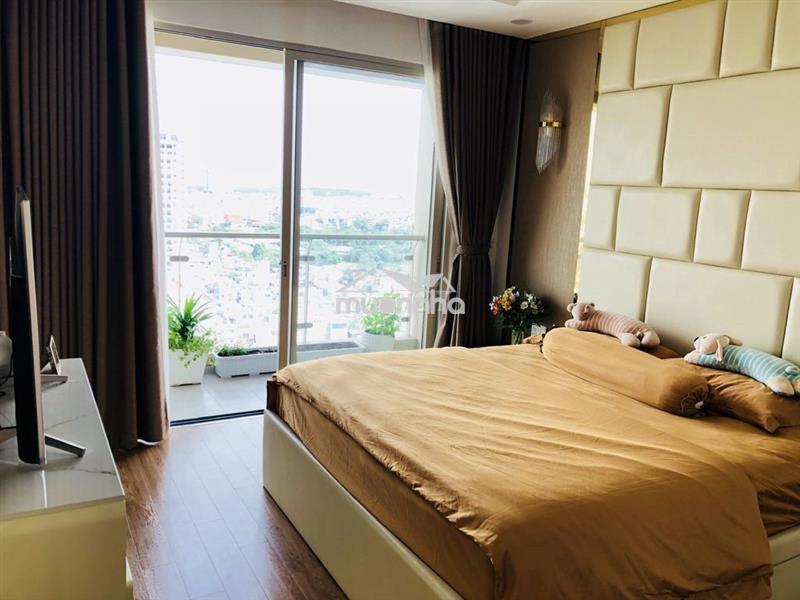 Chủ thiện chí bán căn hộ vip the gold view 3pn3wc, 133m2 view bitexco