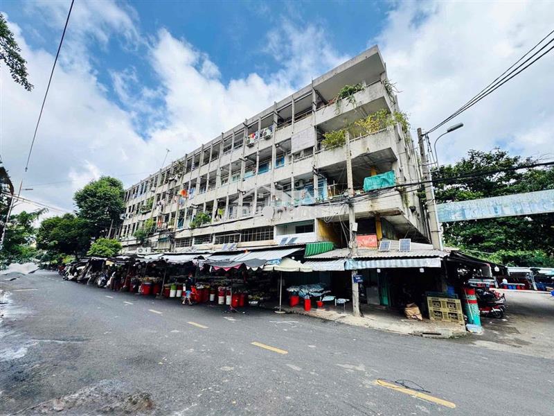 1.95 tỷ chung cư chợ hoa đầm sen /2pn / shr