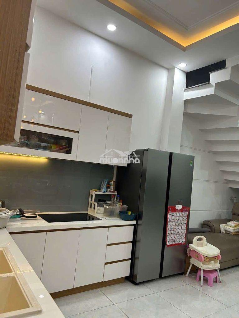 Dt 4 x 13m 3 lầu 4 pn 5 wc sân thượng. y hình hxt . lê trọng tấn - 4