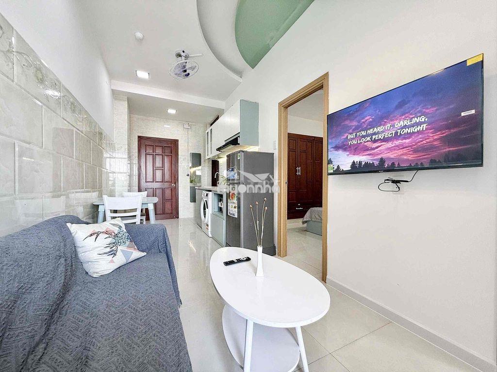 Căn hộ 2 phòng ngủ full nội thất ban công riêng ngay vòng xoay mũi tàu - 2