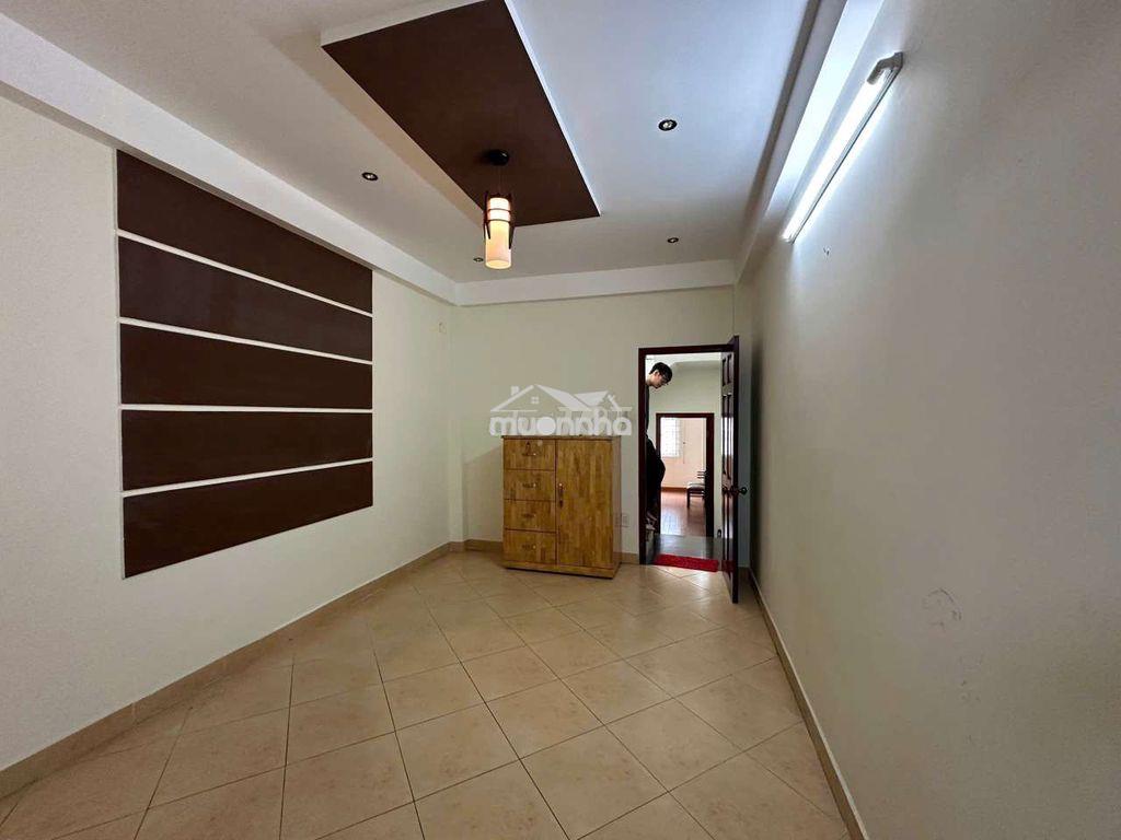 Nhà 5pn, 5wc, dtsd: 250m2 - 2