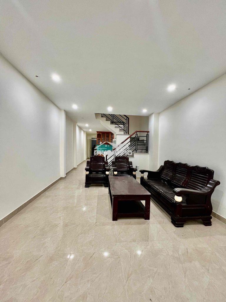 Cho thuê nhà dt 140m2 1trệt 1lầu 3pn 2wc sân xe máy hẻm xe tải