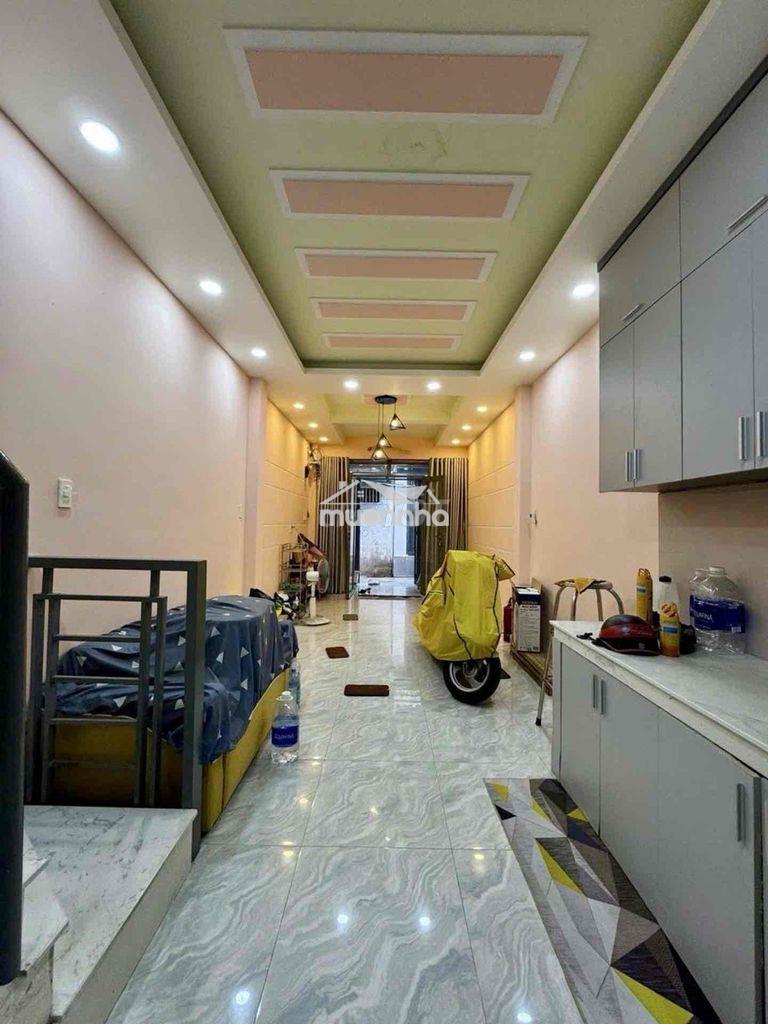Rộng- cao là được 3m4(nở hậu 5m2) x 13m mà còn 5 tầng với 6pn