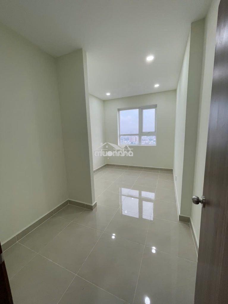 Rổ hàng thuê tháng t9/2026 đa dạng :trống 79m2 10,5tr , 85m2 12,5tr - 4