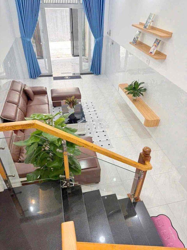 Bán nhà đs: 3, bhh: 3,8x23đúc 3 lầu, 4pn, 4wc, hẻm xe tải - 3