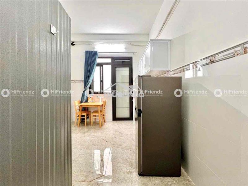 Bancon full nội thất + máy giặt riêng gần hiu, đầm sen