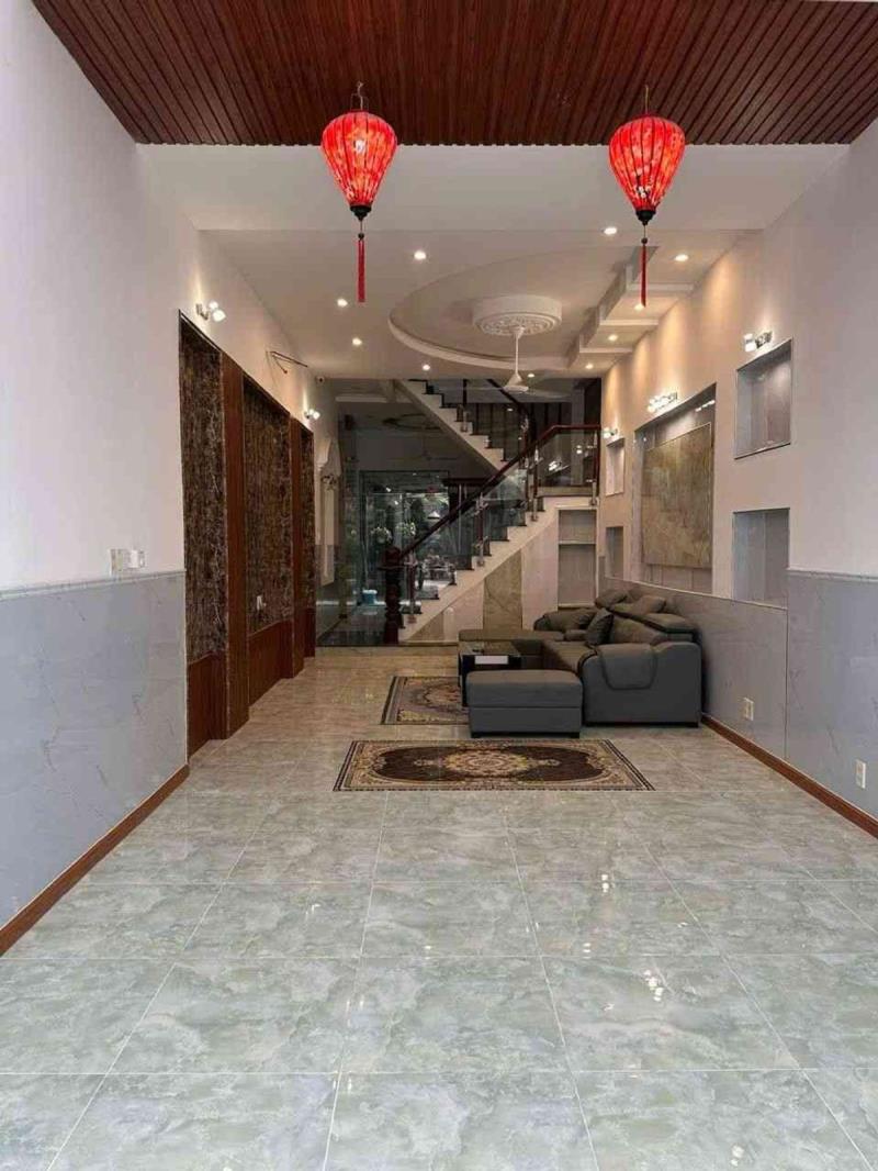 Nhà quận 12_mặt tiền thạnh xuân 39 –3 tầng –oto ngủ trong nhà – 5.8 tỷ - 2