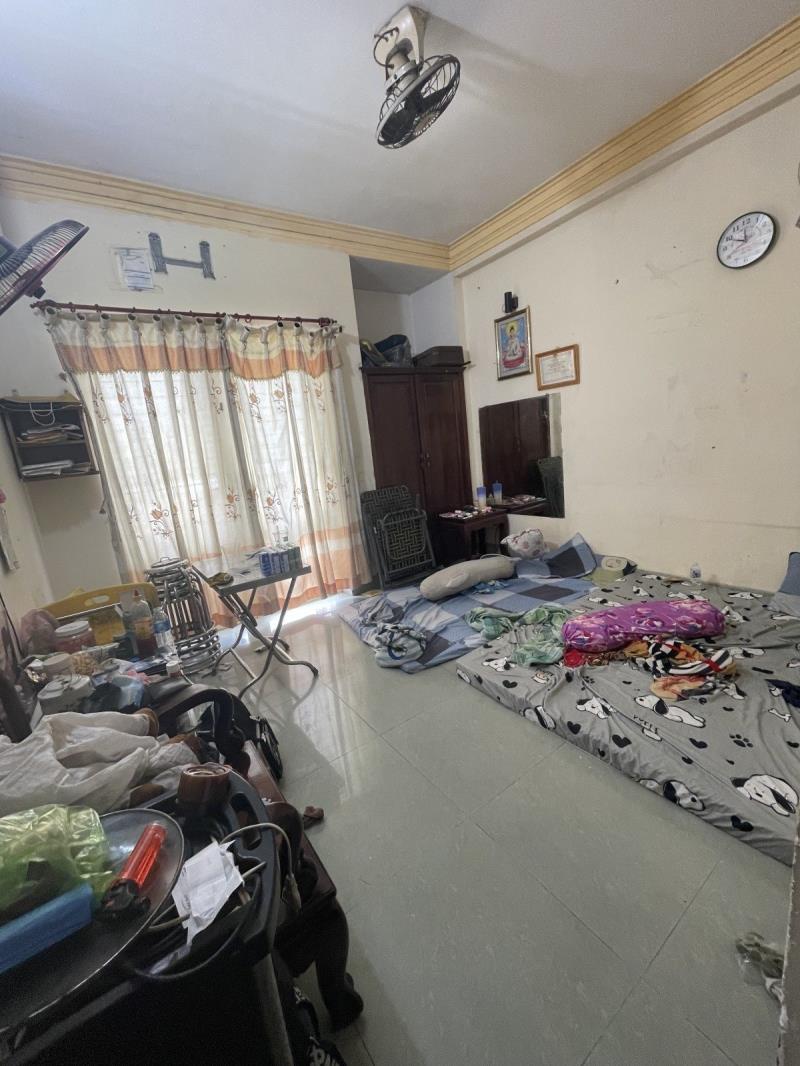 Bán lỗ ! nhà mặt tiền nguyễn minh hoàng,80m2,4 tầng,sổ vuông. - 2