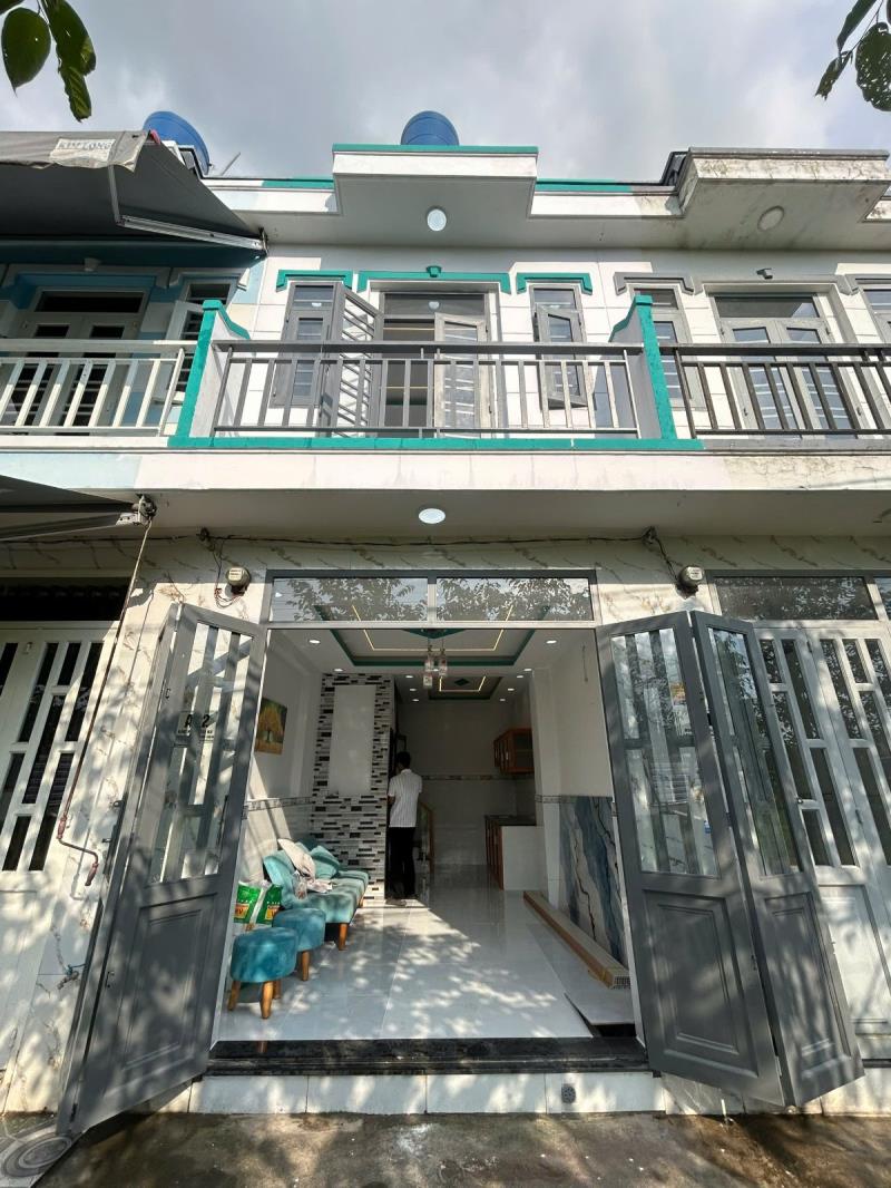 Bán nhà hẻm oto thoáng mát