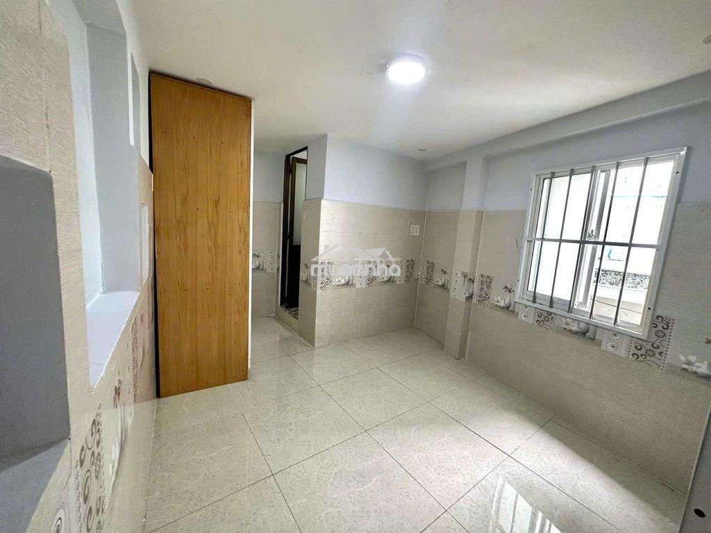 Nguyên căn cho thuê 2pn 3w thích quảng đức phú nhuận.  - 3