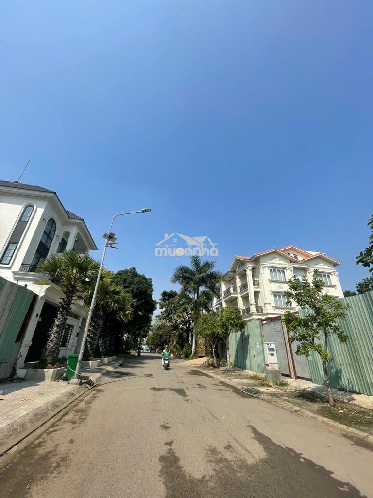Bán gấp nhà cấp 4. 22/4 đặng thùy trâm dt 6,5x20m.gpxd trệt lửng 3 lầu - 3
