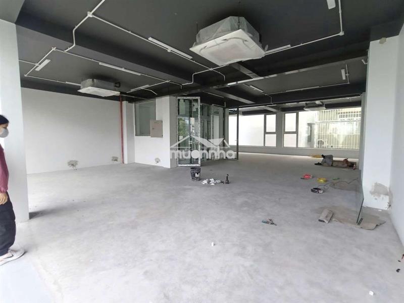 Toà 10x18m 6 tầng thang máy giá rẻ