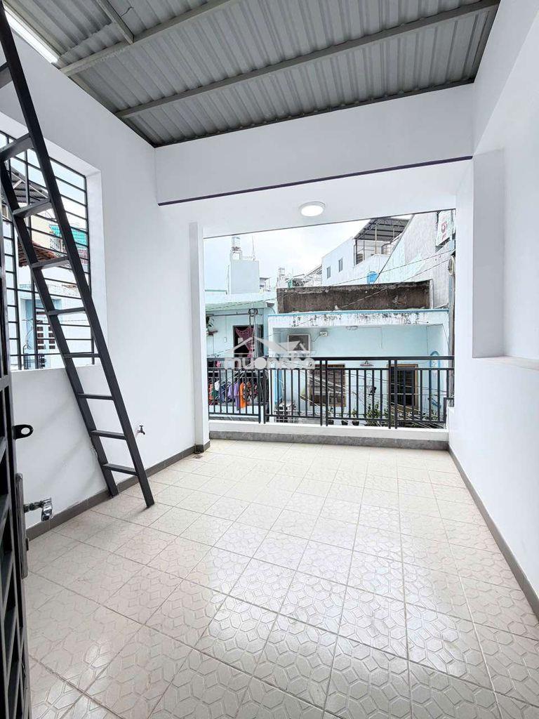 Nhà đẹp cần bán giảm mạnh  có pn tầng trệt  - 3