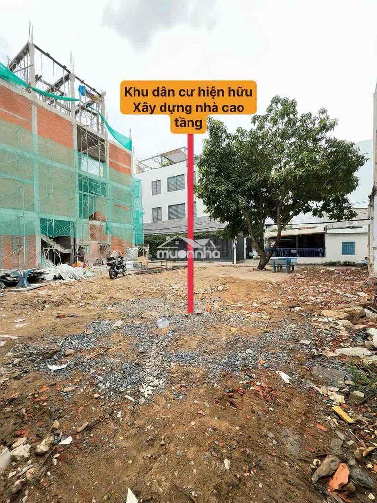 Ôtô đậu trước đất đường gò ô môi quận 7 cách mặt tiền 30m - 2