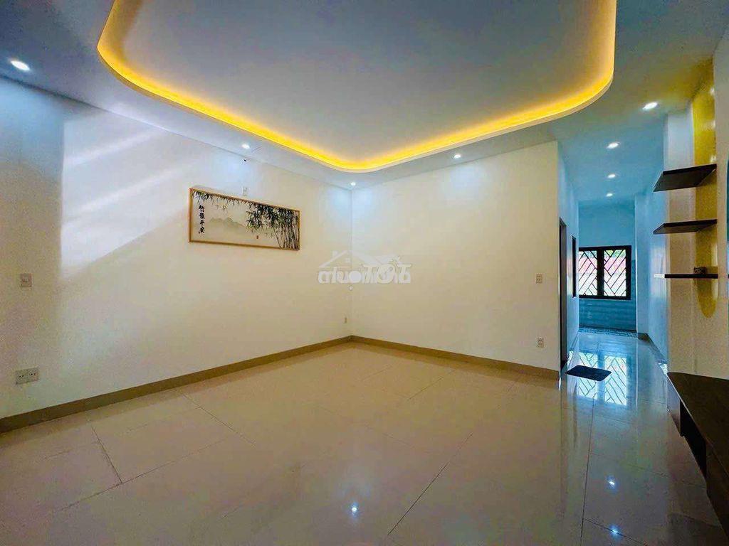 Cho thuê nhà 3 tầng mặt tiền đường phạm đình hổ - 4