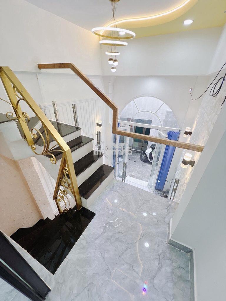 Khánh hội q4- 3 lầu- dtsd 30m2- ko quy hoạch- chỉ 3 tỷ - 3