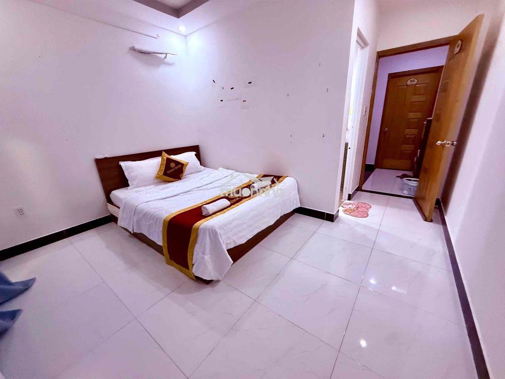 Chính chủ cho thuê phòng ban công view đẹp khu trung tâm q8! - Ảnh 3