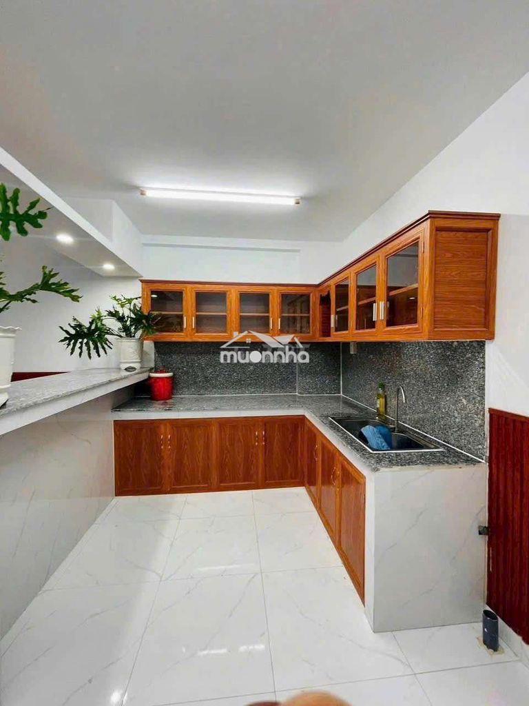 Nhà đẹp 4 x13 gác lửng đường thới hòa vla - 2