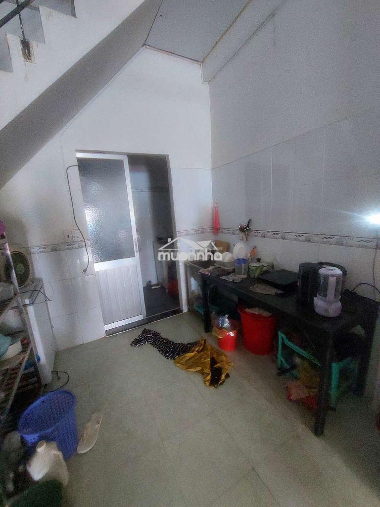 Cho thuê nhà mặt tiền đường bùi điền & phạm thế hiển p4.q8 dt.3m5×14m. - 2