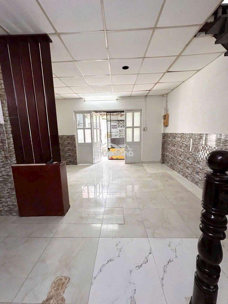 2,65 tỷ - nhà 2 tầng, 2 pn - 28m2, đg. tô ngọc vân, linh đông - 4