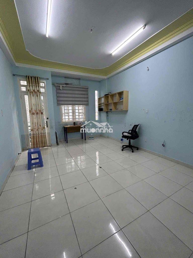 Nhà hẻm ô tô 230/6 mã lò, 2 lầu, 3 phòng, 13 triệu - 4