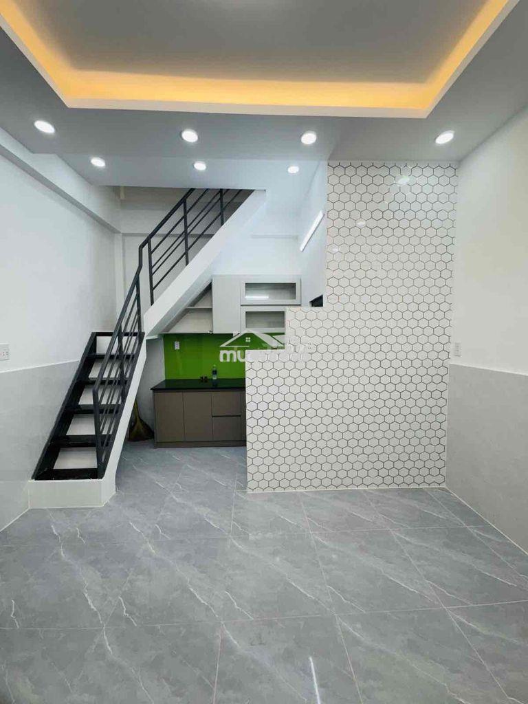 Nhà mới đẹp nhỏ nhỏ xinh xinh thích hợp 2 vk ck trẻ ra riêng.
