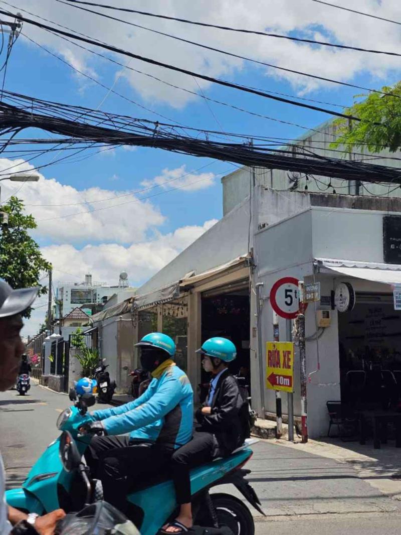 Siêu quỹ đất gần 600m² đông hưng thuận 19, q12 – 40 phòng trọ – view kênh tham lương – chào 32 tỷ