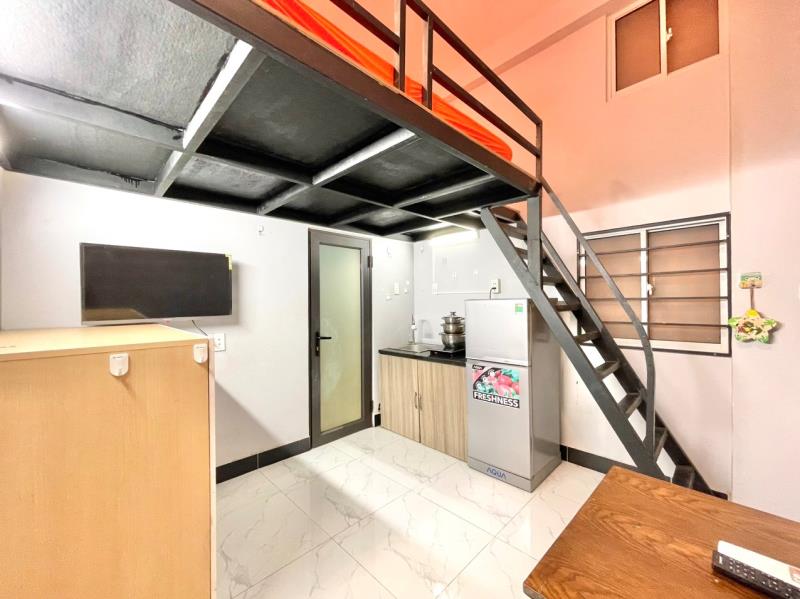 Gác lửng full nội thất ngay phố ẩm thực phan xích long phú nhuận