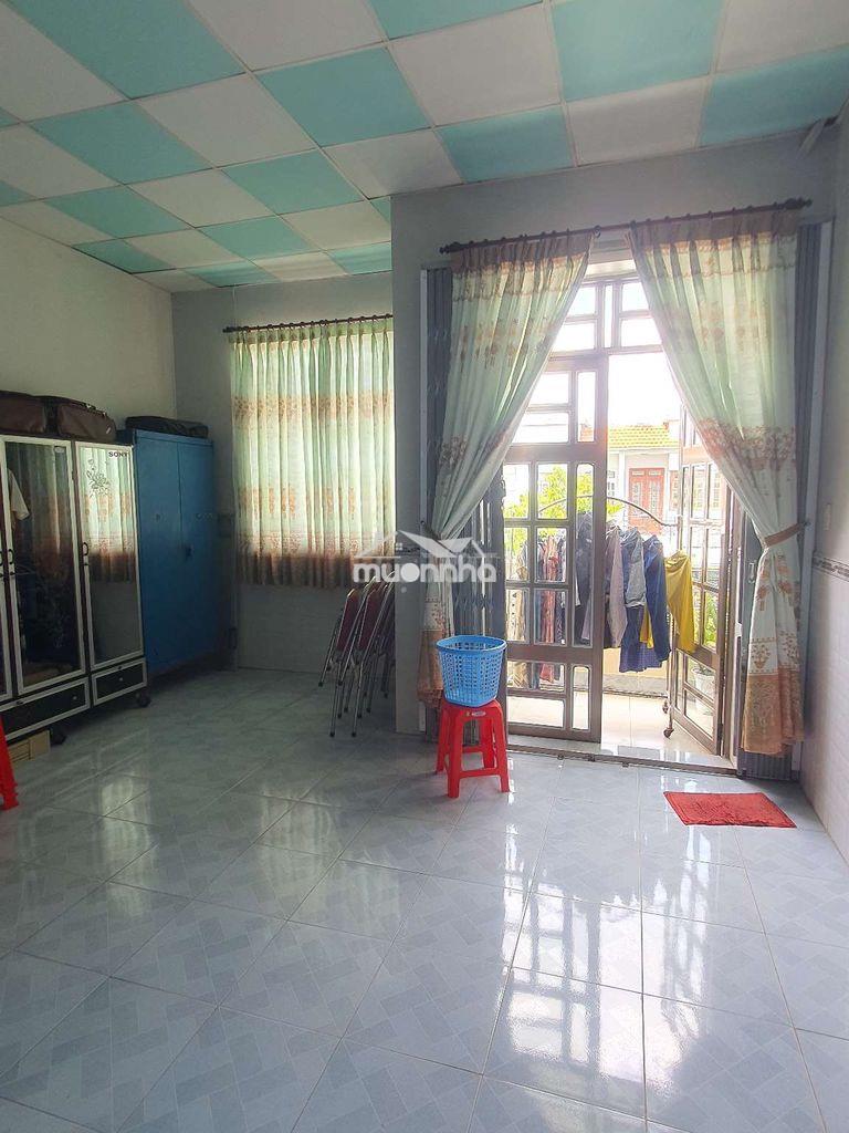 Bán nhà 56 đs1, kdc 586 trần hưng đạo, p2, tp.st. dt 100m2. - 4