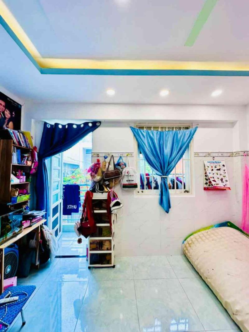 Ngay nhà thờ nam hải – tam danh – q.8 – dt: 4*12m – 5 tỷ 9 - 3