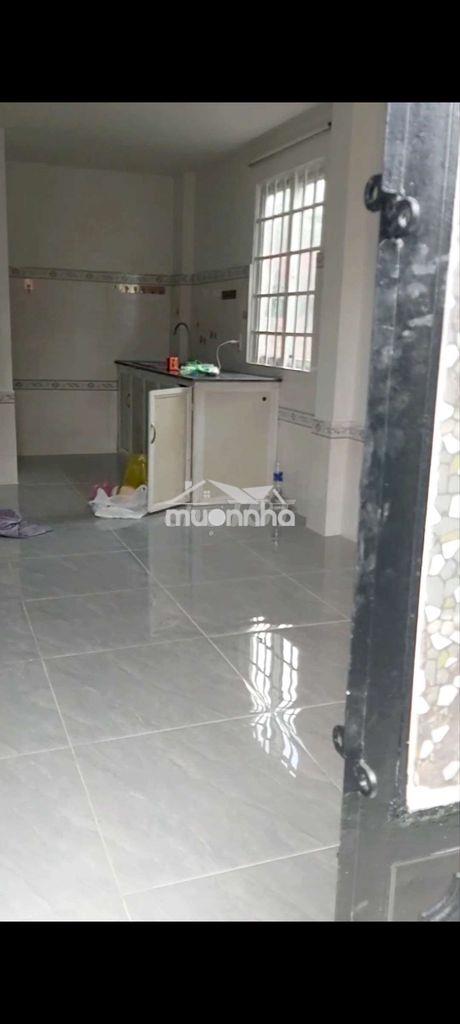 Nhà nguyên căn 1 lầu,gần chợ thủ đức  - 4