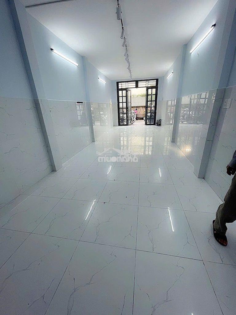🌈 Hẻm 6m thông hoà bình, 1 lầu, 3,7 x 14m, 2 phòng ngủ, 2 wc - 4