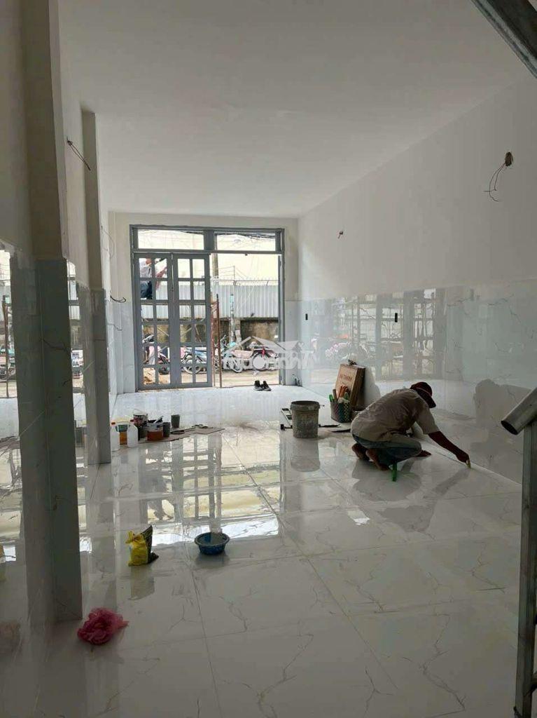 Cho thuê nhà 1 lầu mới xây hẻm ô tô khuông việt quận tân phú  - 4