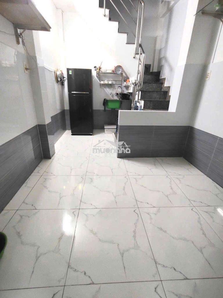 🏡 Bán nhà hẻm 1 sẹc đường nguyễn duy p12 q8
- 2